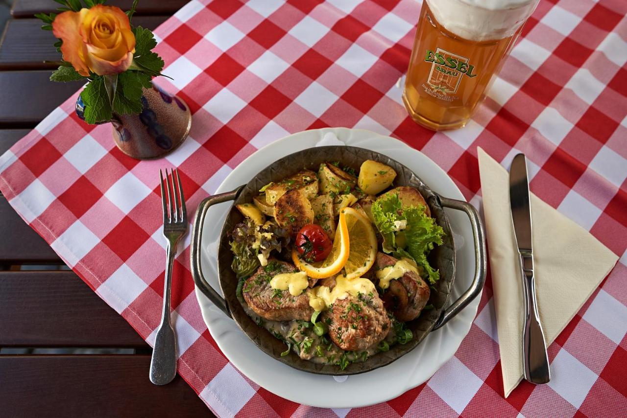 Esloher Brauhaus Eksteriør bilde